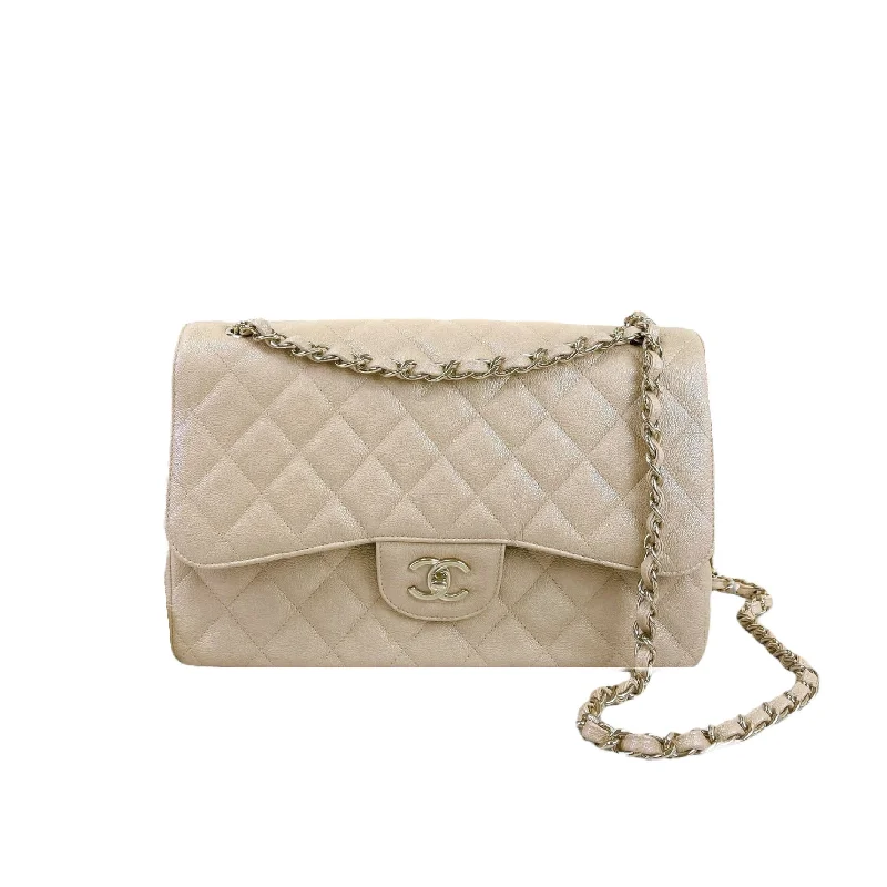 Classic Flap Jumbo Caviar Beige Iridescent GHW