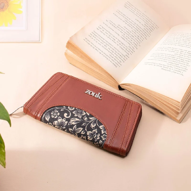 Arika Zipper Wallet - FloMotif