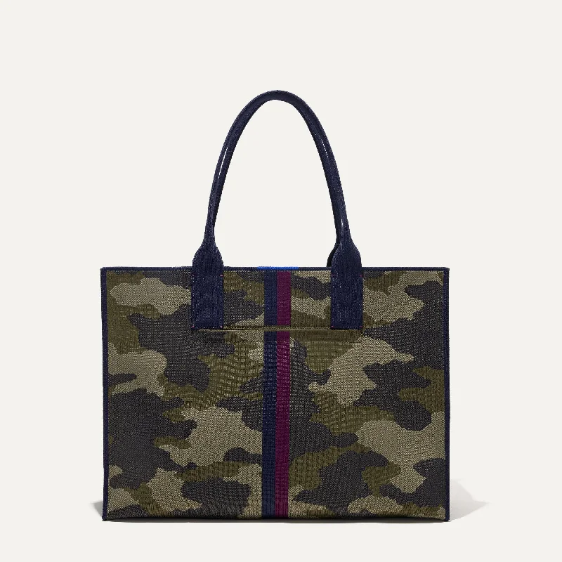 The Classic Tote - Spruce Camo