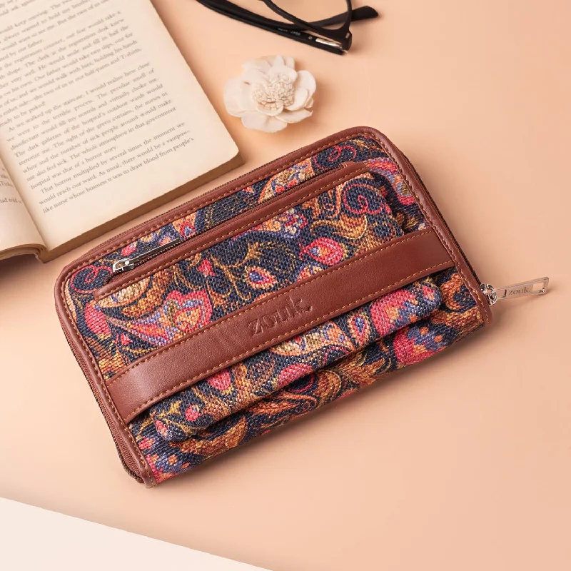 Paisley Print Classic Zipper Wallet