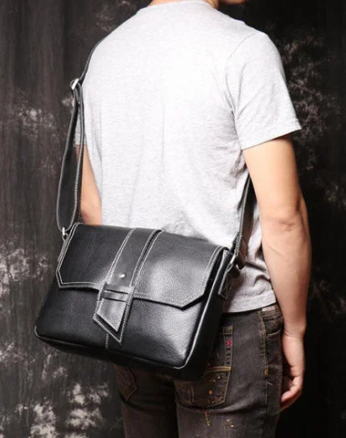 Cool Black LEATHER MENS Ipad SIDE BAGS COURIER BAG Black MESSENGER BAG FOR MEN