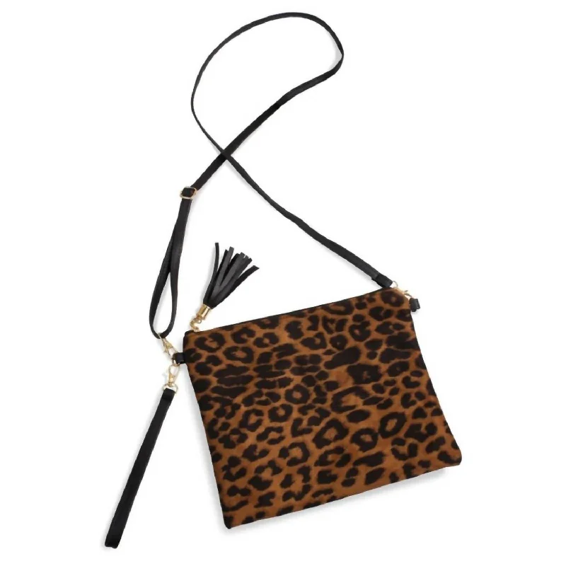 Women's Convertible Crossbody/wristlet Purse In Brown & Black Cheetah