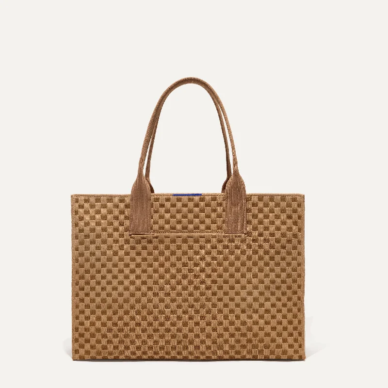 The Classic Tote - Hazelnut