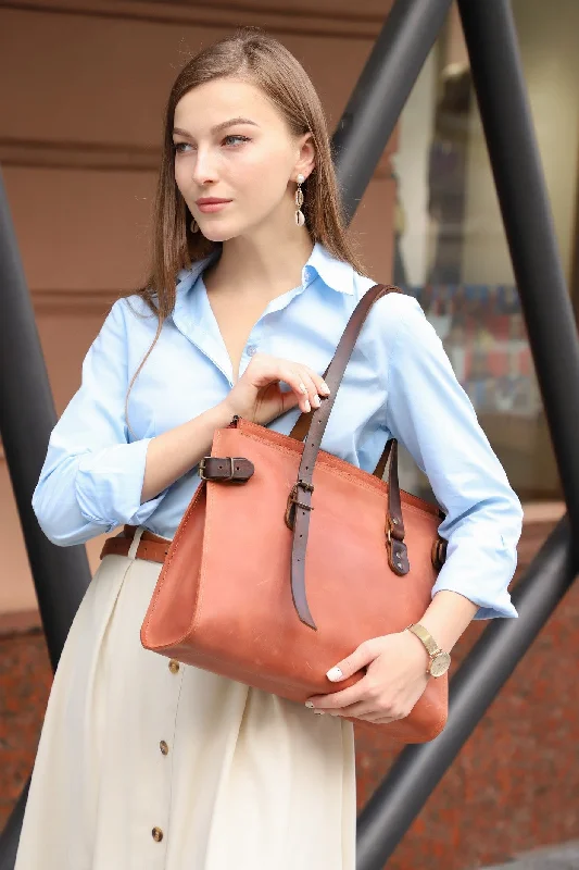 Leather large women handbag: "Kelly"