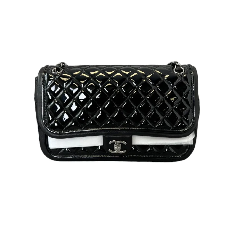 Jumbo Twist Flap Patent Quilted Black SHW