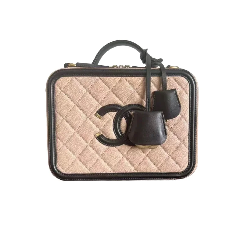 CC Medium Caviar Quilted Vanity Case Beige GHW